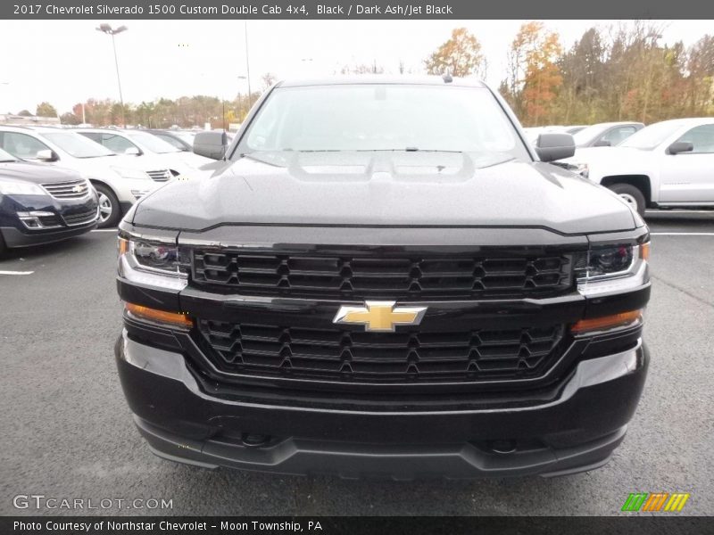 Black / Dark Ash/Jet Black 2017 Chevrolet Silverado 1500 Custom Double Cab 4x4