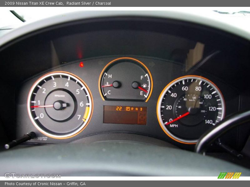 Radiant Silver / Charcoal 2009 Nissan Titan XE Crew Cab