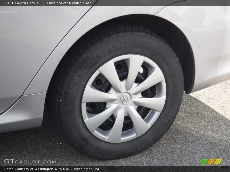 Classic Silver Metallic / Ash 2011 Toyota Corolla LE