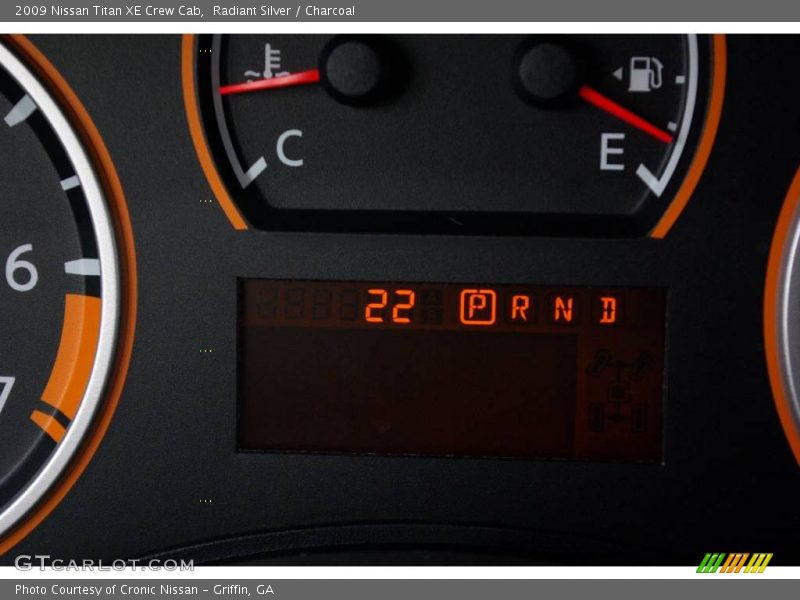 Radiant Silver / Charcoal 2009 Nissan Titan XE Crew Cab