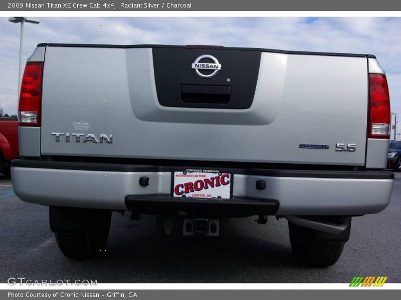 Radiant Silver / Charcoal 2009 Nissan Titan XE Crew Cab 4x4