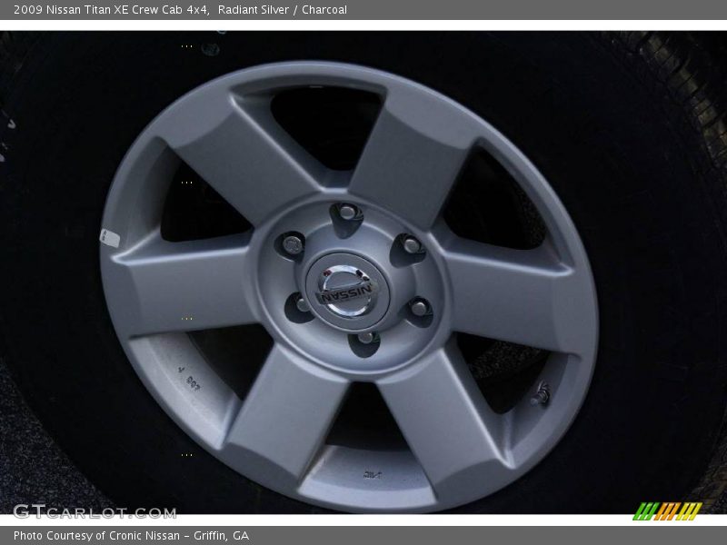 Radiant Silver / Charcoal 2009 Nissan Titan XE Crew Cab 4x4