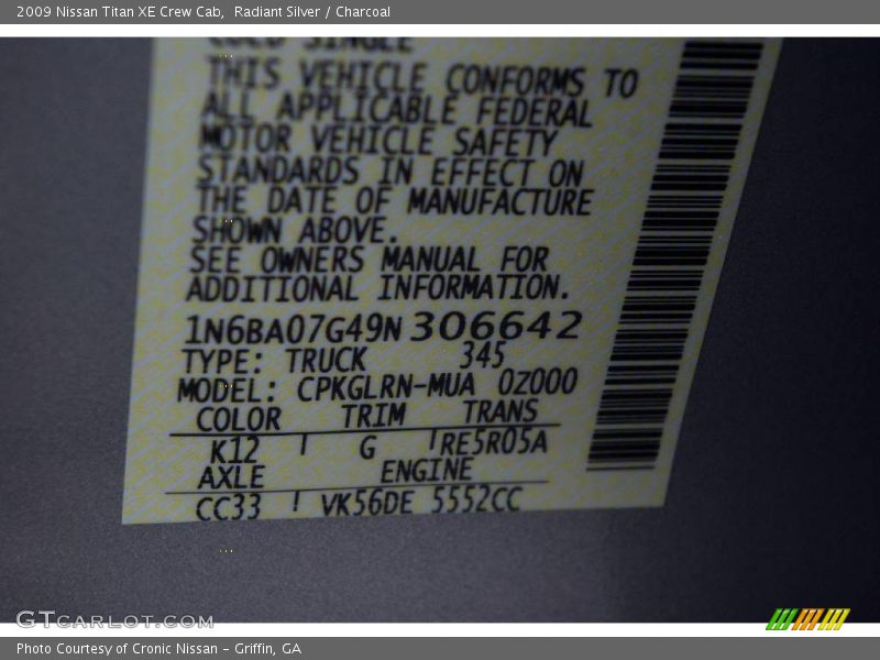 Radiant Silver / Charcoal 2009 Nissan Titan XE Crew Cab