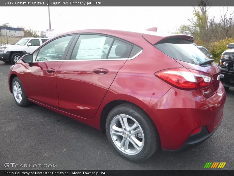 Cajun Red Tintcoat / Jet Black 2017 Chevrolet Cruze LT
