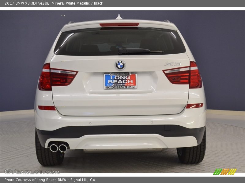 Mineral White Metallic / Black 2017 BMW X3 sDrive28i