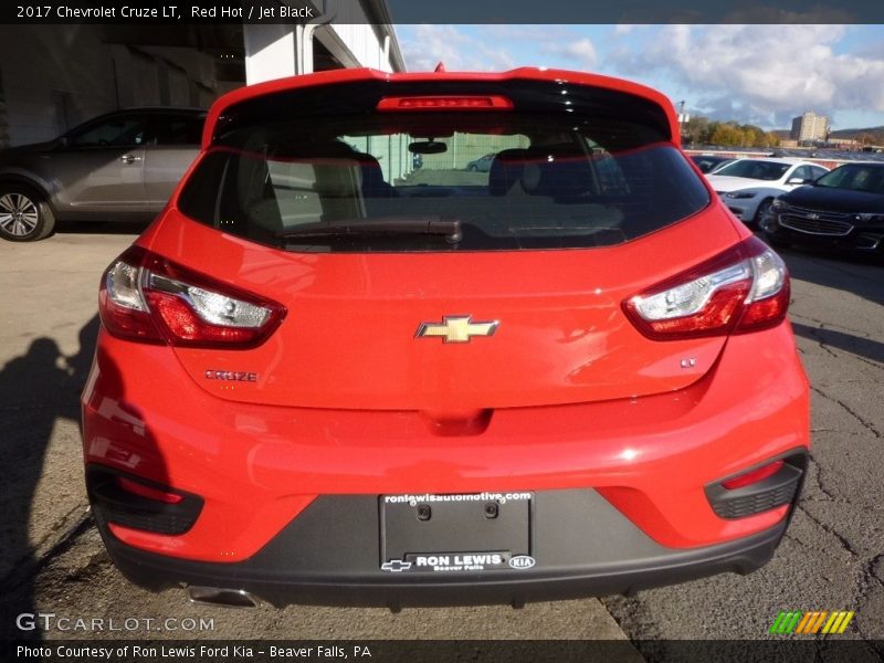 Red Hot / Jet Black 2017 Chevrolet Cruze LT