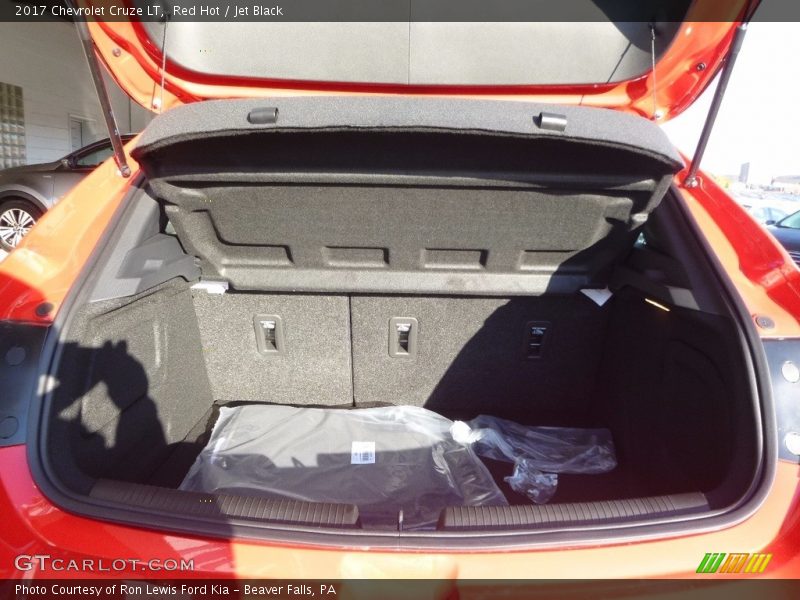 Red Hot / Jet Black 2017 Chevrolet Cruze LT