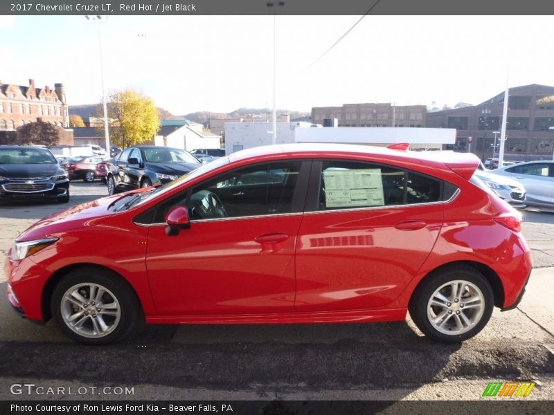 Red Hot / Jet Black 2017 Chevrolet Cruze LT
