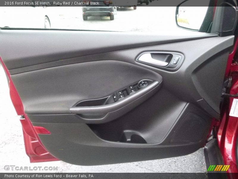 Ruby Red / Charcoal Black 2016 Ford Focus SE Hatch