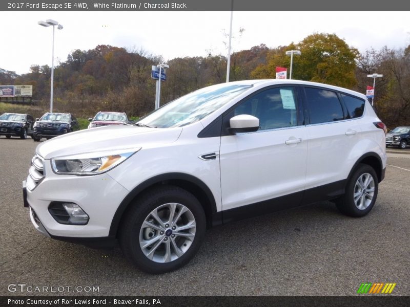 White Platinum / Charcoal Black 2017 Ford Escape SE 4WD