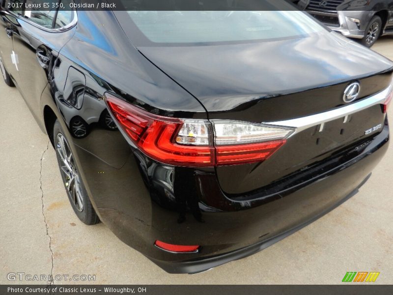 Obsidian / Black 2017 Lexus ES 350