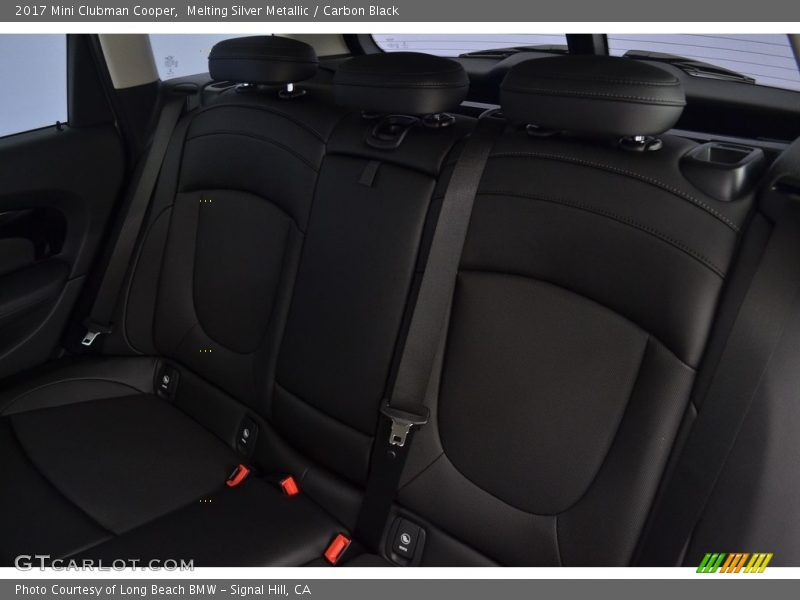 Melting Silver Metallic / Carbon Black 2017 Mini Clubman Cooper