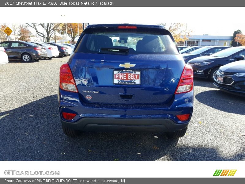Blue Topaz Metallic / Jet Black 2017 Chevrolet Trax LS AWD