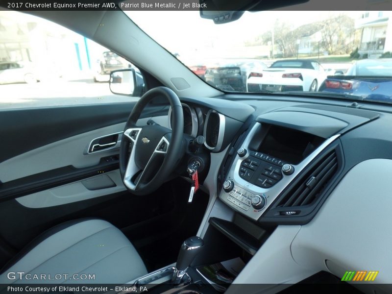 Patriot Blue Metallic / Jet Black 2017 Chevrolet Equinox Premier AWD