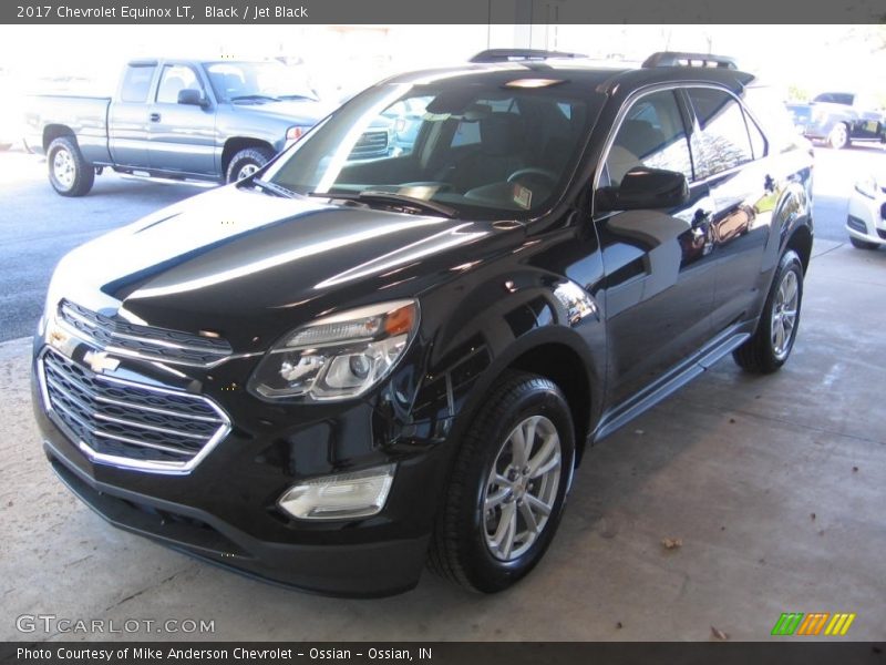 Black / Jet Black 2017 Chevrolet Equinox LT