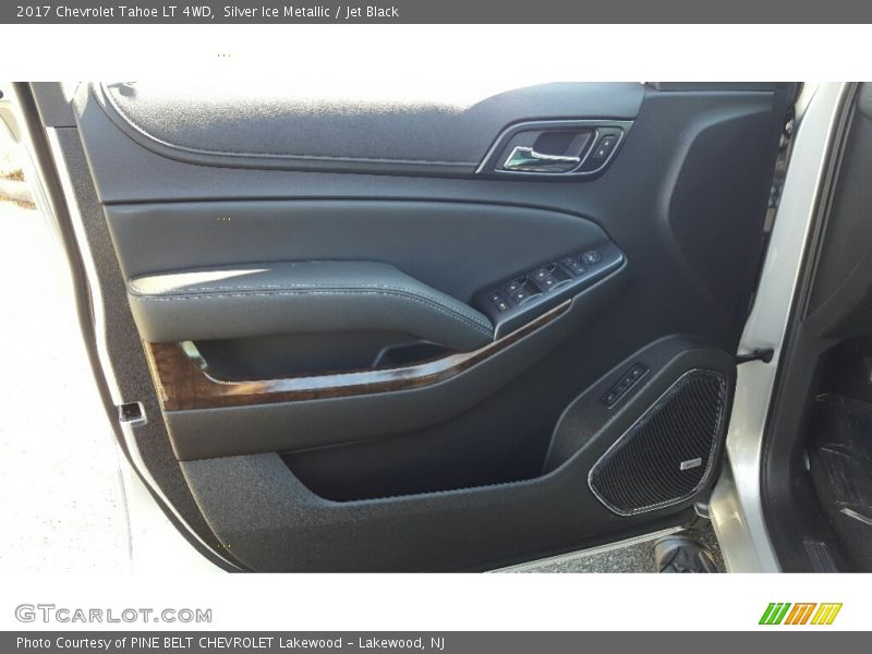 Silver Ice Metallic / Jet Black 2017 Chevrolet Tahoe LT 4WD