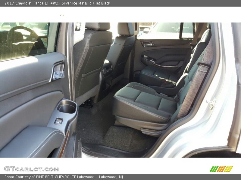 Silver Ice Metallic / Jet Black 2017 Chevrolet Tahoe LT 4WD