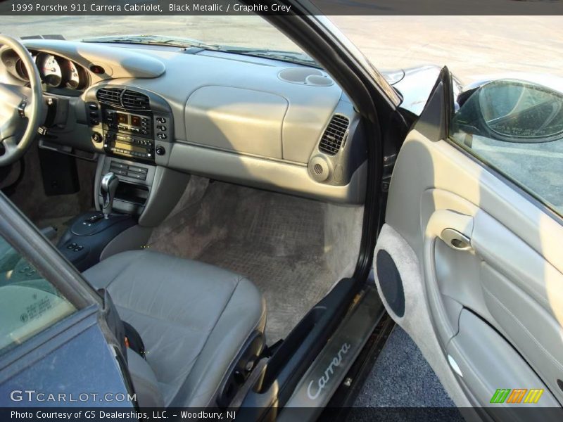 Black Metallic / Graphite Grey 1999 Porsche 911 Carrera Cabriolet