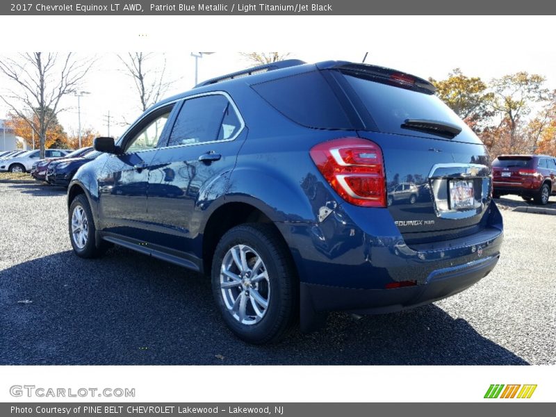 Patriot Blue Metallic / Light Titanium/Jet Black 2017 Chevrolet Equinox LT AWD