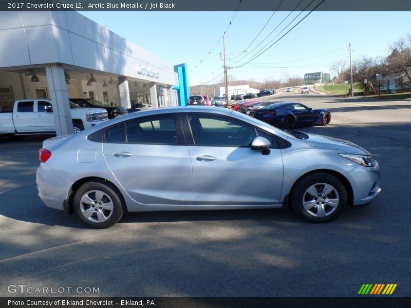 Arctic Blue Metallic / Jet Black 2017 Chevrolet Cruze LS