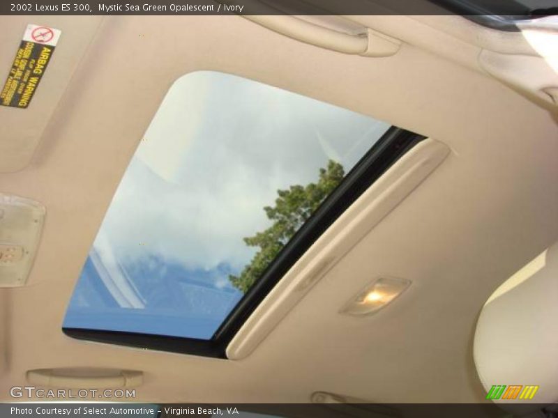 Mystic Sea Green Opalescent / Ivory 2002 Lexus ES 300