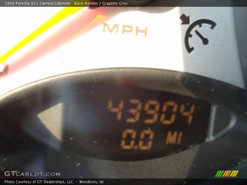 Black Metallic / Graphite Grey 1999 Porsche 911 Carrera Cabriolet