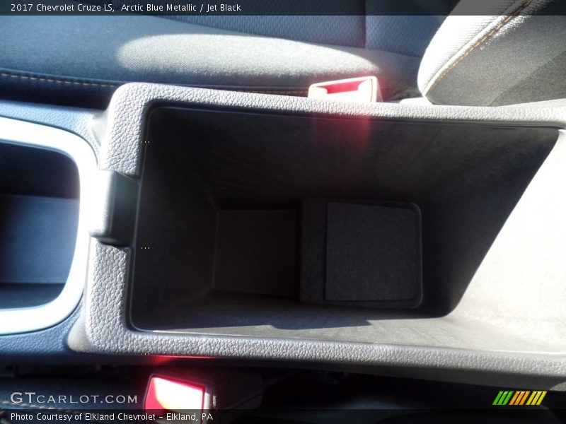 Arctic Blue Metallic / Jet Black 2017 Chevrolet Cruze LS
