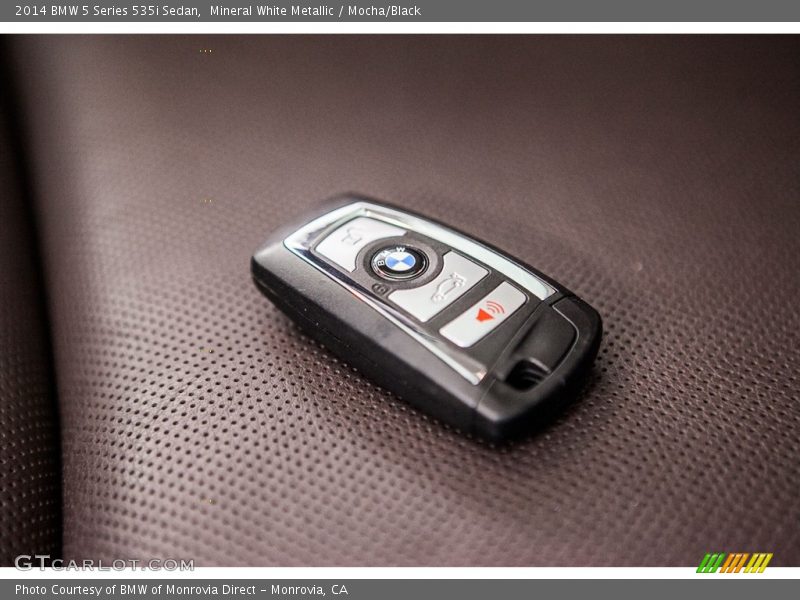 Mineral White Metallic / Mocha/Black 2014 BMW 5 Series 535i Sedan