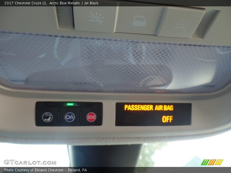 Arctic Blue Metallic / Jet Black 2017 Chevrolet Cruze LS