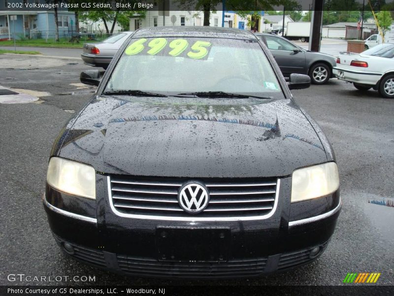 Black / Beige 2002 Volkswagen Passat GLS Sedan