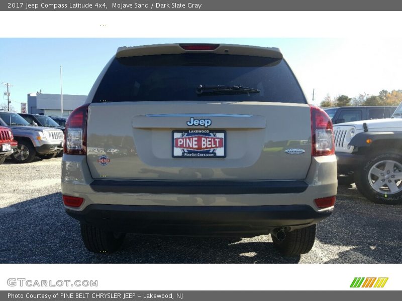 Mojave Sand / Dark Slate Gray 2017 Jeep Compass Latitude 4x4