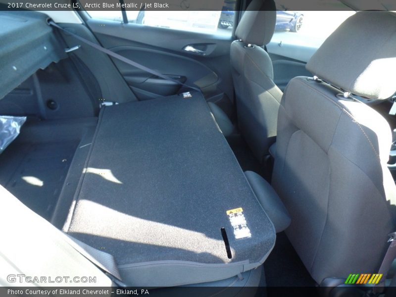 Arctic Blue Metallic / Jet Black 2017 Chevrolet Cruze LS