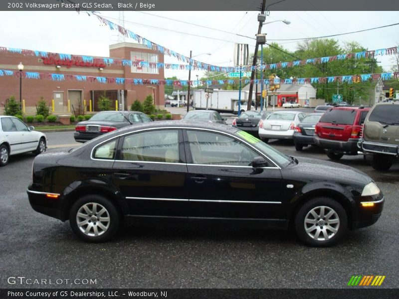 Black / Beige 2002 Volkswagen Passat GLS Sedan