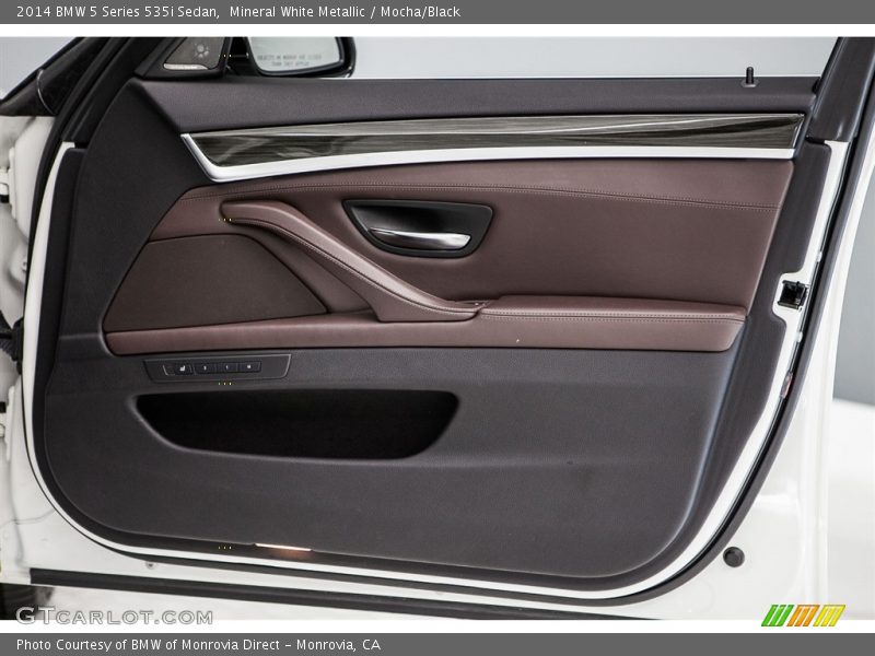 Mineral White Metallic / Mocha/Black 2014 BMW 5 Series 535i Sedan