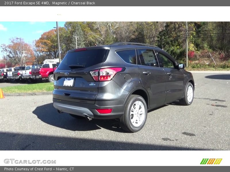 Magnetic / Charcoal Black 2017 Ford Escape SE 4WD