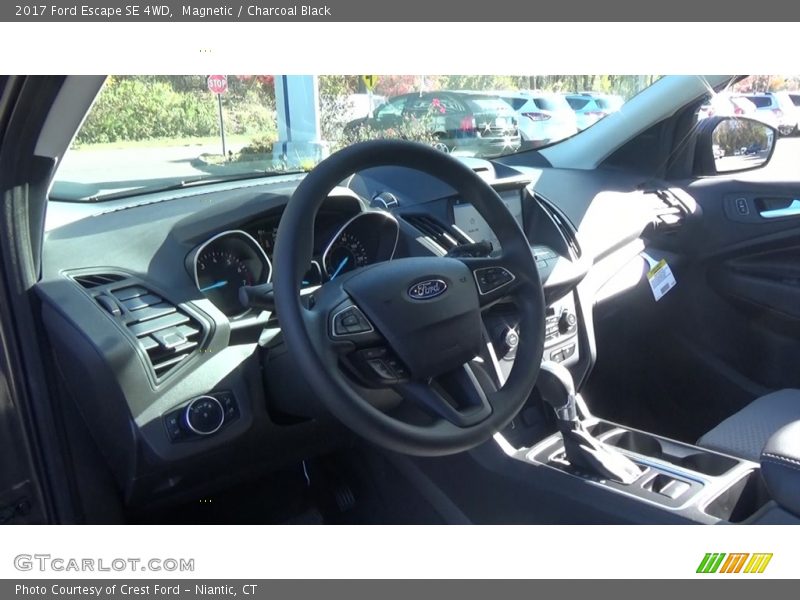 Magnetic / Charcoal Black 2017 Ford Escape SE 4WD