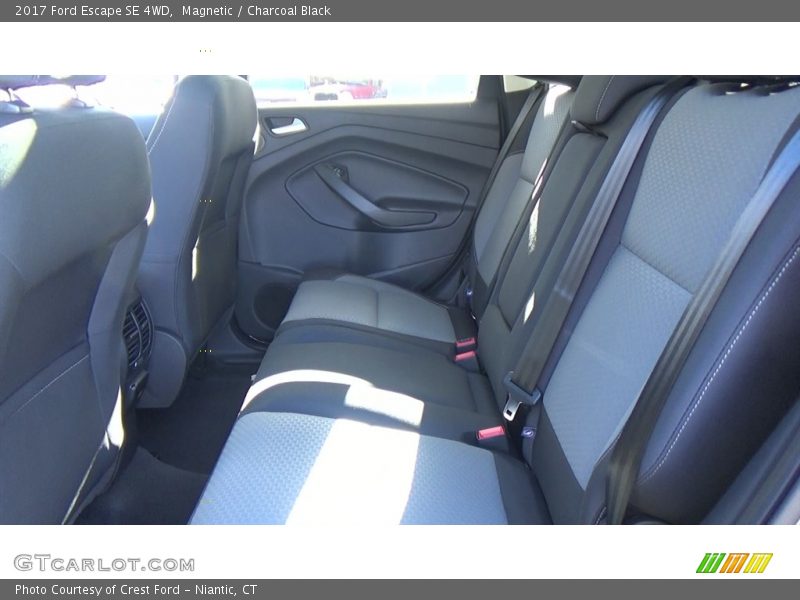 Magnetic / Charcoal Black 2017 Ford Escape SE 4WD