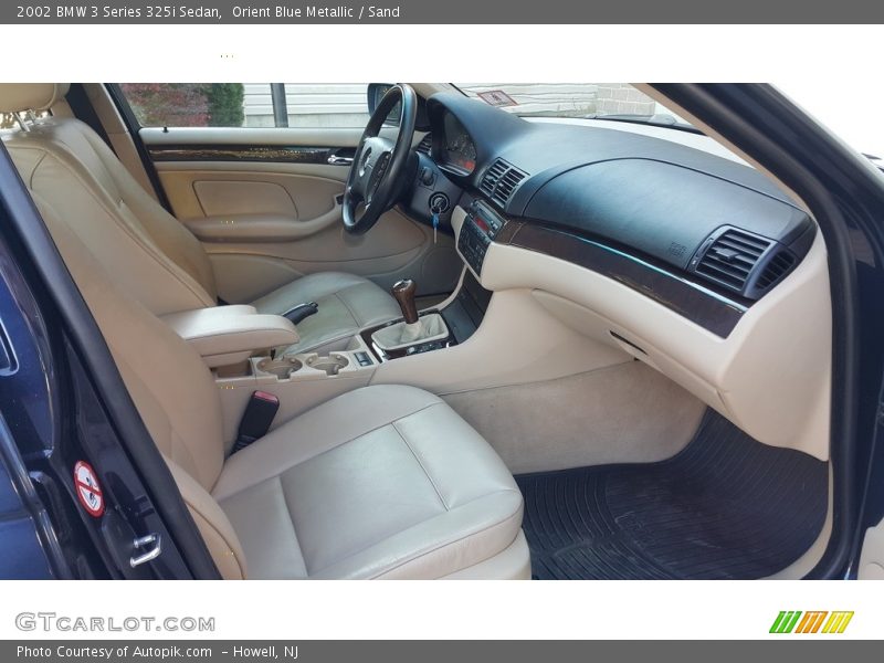 Orient Blue Metallic / Sand 2002 BMW 3 Series 325i Sedan