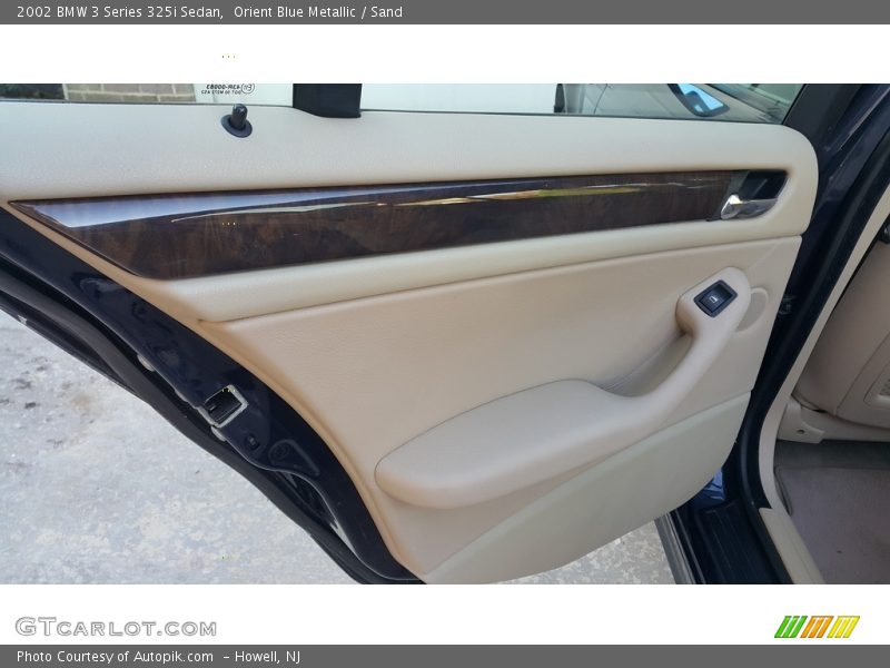 Orient Blue Metallic / Sand 2002 BMW 3 Series 325i Sedan