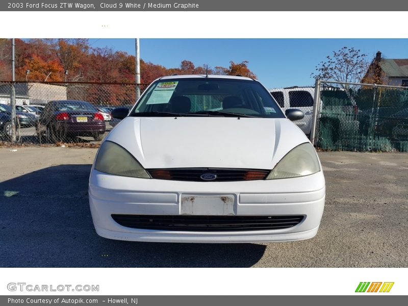 Cloud 9 White / Medium Graphite 2003 Ford Focus ZTW Wagon