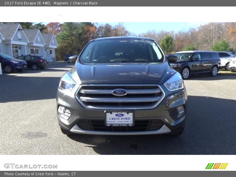 Magnetic / Charcoal Black 2017 Ford Escape SE 4WD