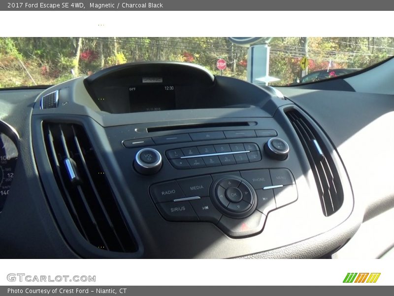Magnetic / Charcoal Black 2017 Ford Escape SE 4WD