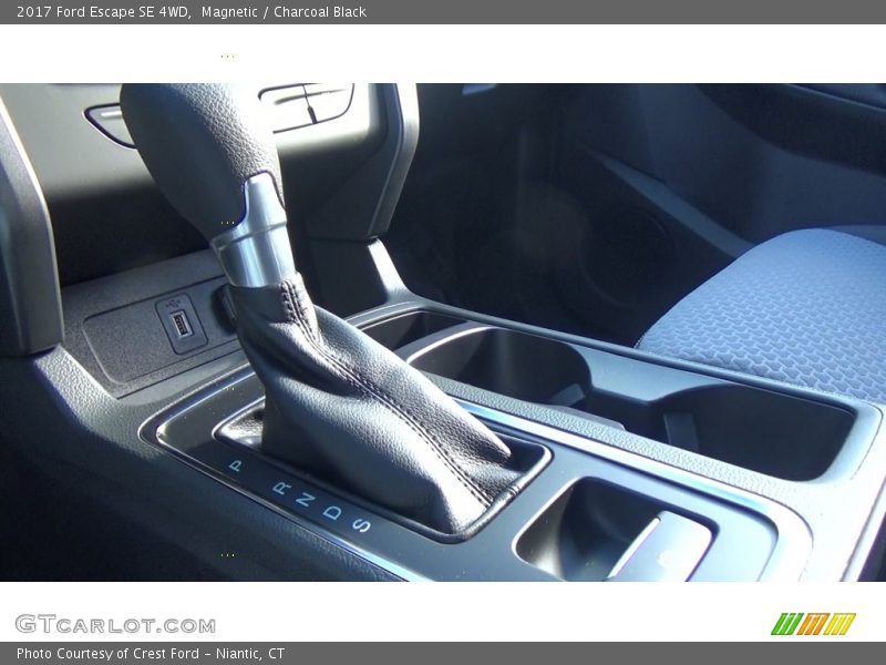 Magnetic / Charcoal Black 2017 Ford Escape SE 4WD
