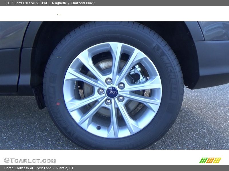 Magnetic / Charcoal Black 2017 Ford Escape SE 4WD
