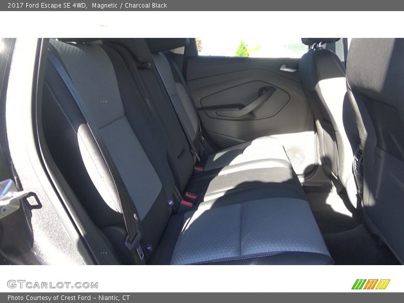 Magnetic / Charcoal Black 2017 Ford Escape SE 4WD