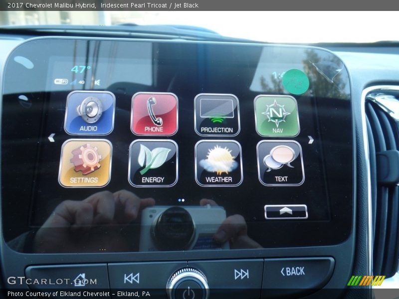 Iridescent Pearl Tricoat / Jet Black 2017 Chevrolet Malibu Hybrid