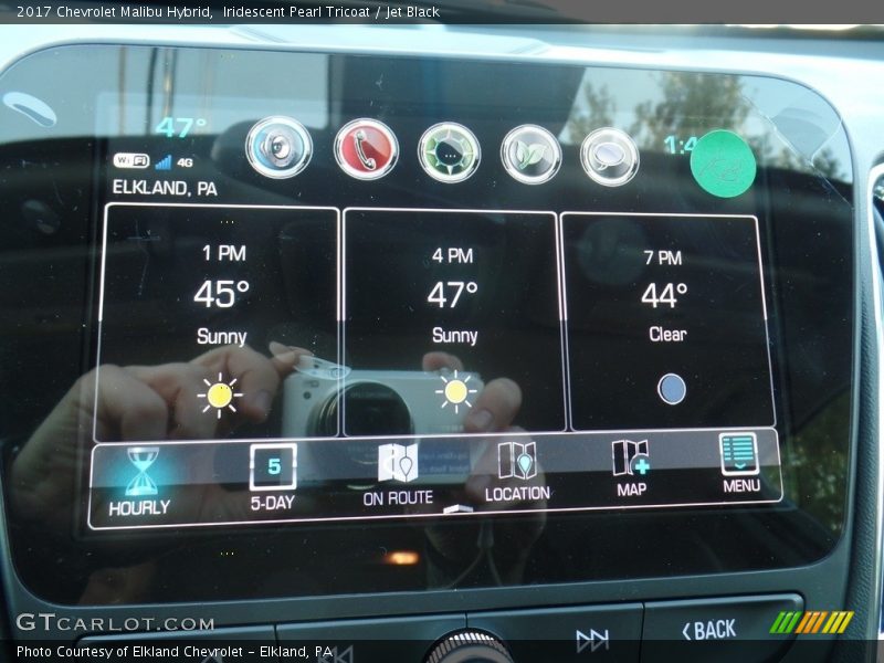 Iridescent Pearl Tricoat / Jet Black 2017 Chevrolet Malibu Hybrid