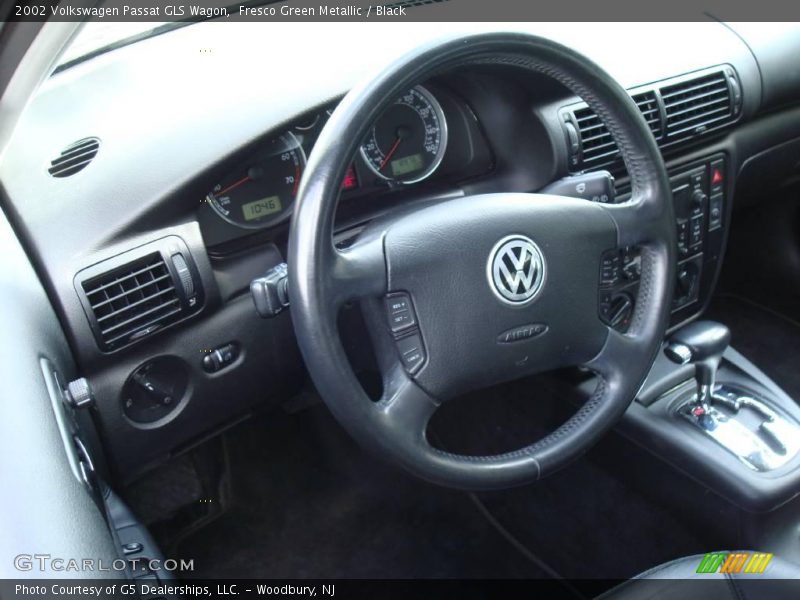 Fresco Green Metallic / Black 2002 Volkswagen Passat GLS Wagon