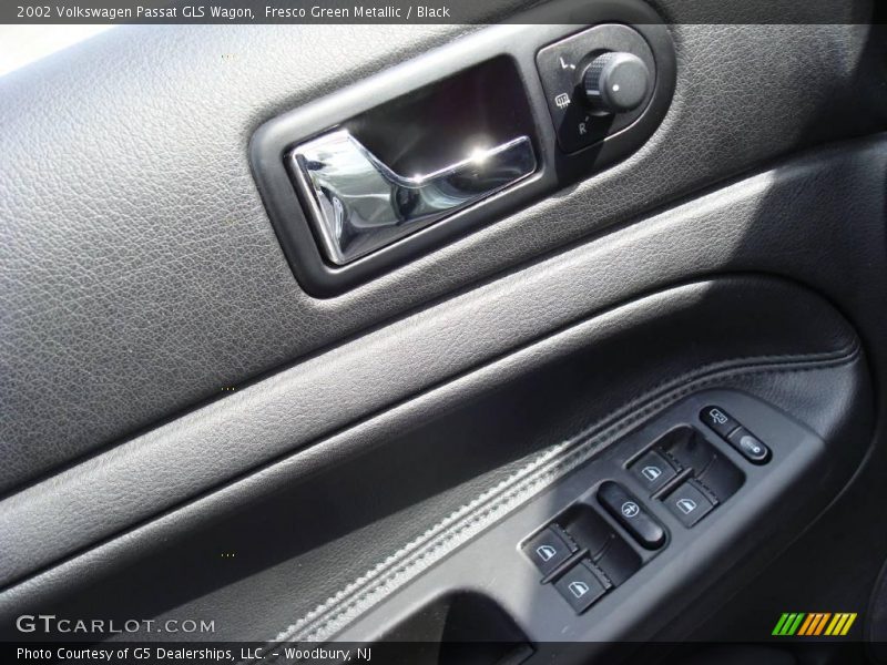 Fresco Green Metallic / Black 2002 Volkswagen Passat GLS Wagon