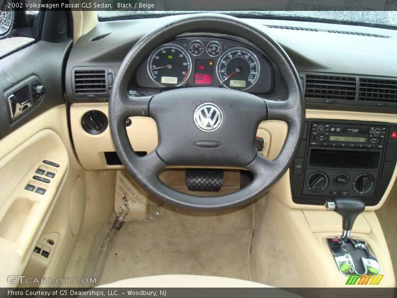 Black / Beige 2002 Volkswagen Passat GLS Sedan